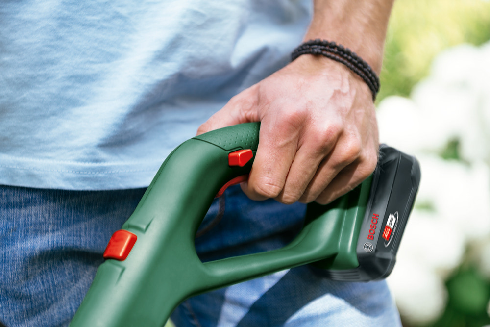 Bosch grästrimmer Easy 18V