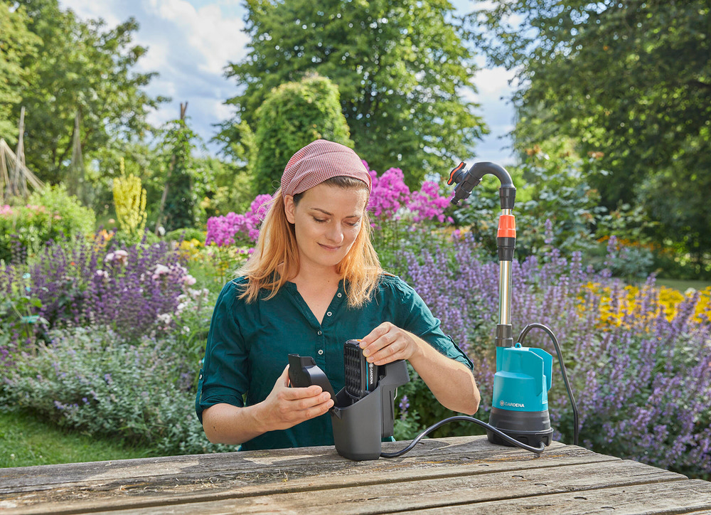 Gardena Regnvandstønde pumpe 2000/2 18 V